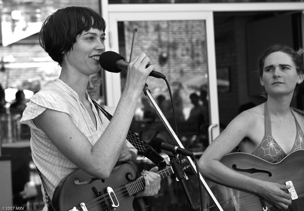 An image of The Ditty Bops.